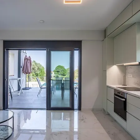 Megan Luxury With Private Pool *