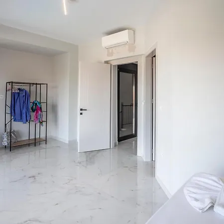 Megan Luxury With Private Pool Pefkochori