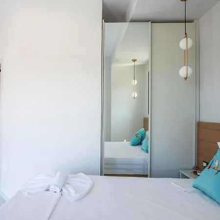 Megan Luxury With Private Pool Apartment Pefkochori