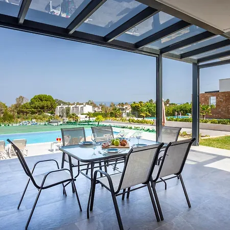 Megan Luxury With Private Pool *