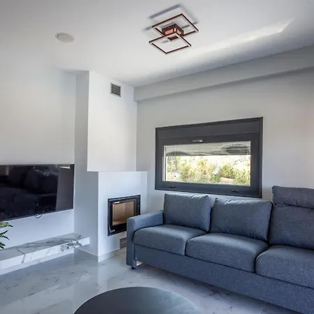 Megan Luxury With Private Pool Pefkochori