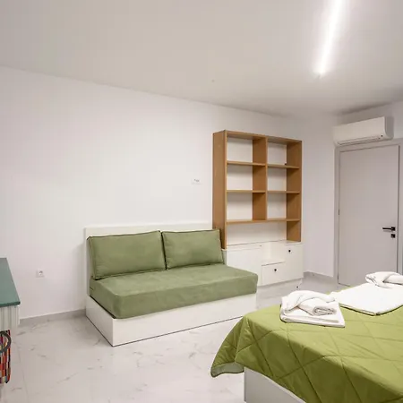 Megan Luxury With Private Pool Apartament Pefkochori