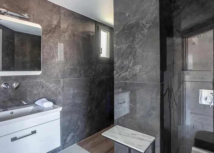 Megan Luxury With Private Pool *