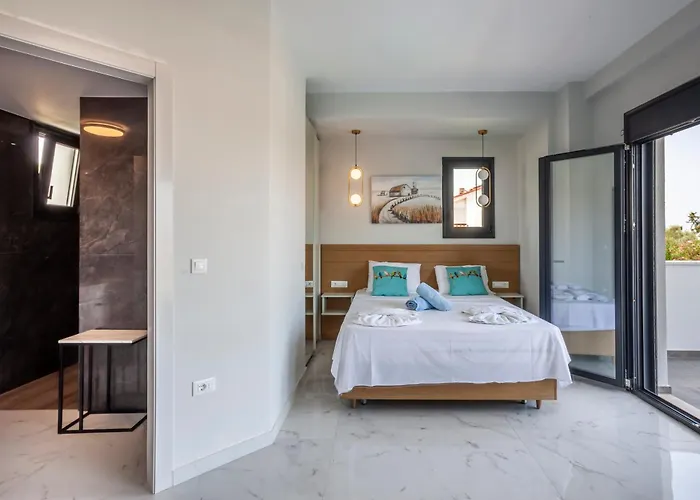 Megan Luxury With Private Pool *