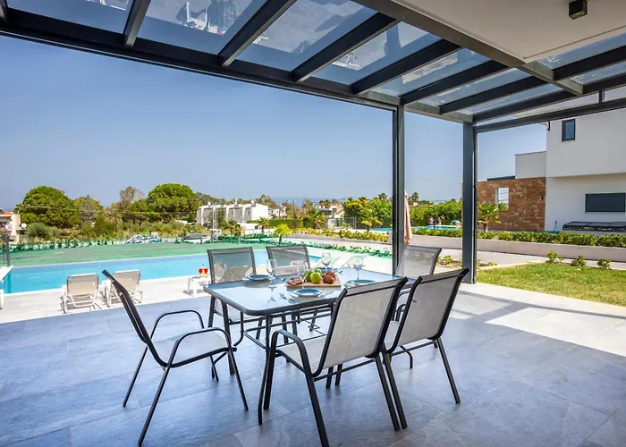 Megan Luxury With Private Pool *